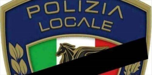 0ac21c polizia locale lutto HomeIm 808x400