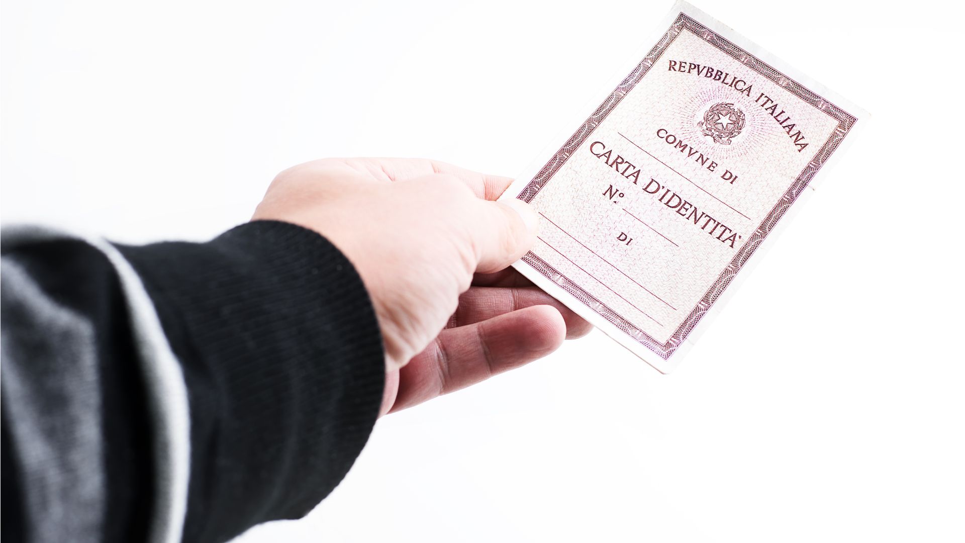 Xr:d:daf60eiea6e:109,j:3321827170238985643,t:24032206